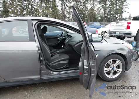 2014 Ford Focus Se z USA, uszkodzony, nr VIN 1FADP3F2XEL391872